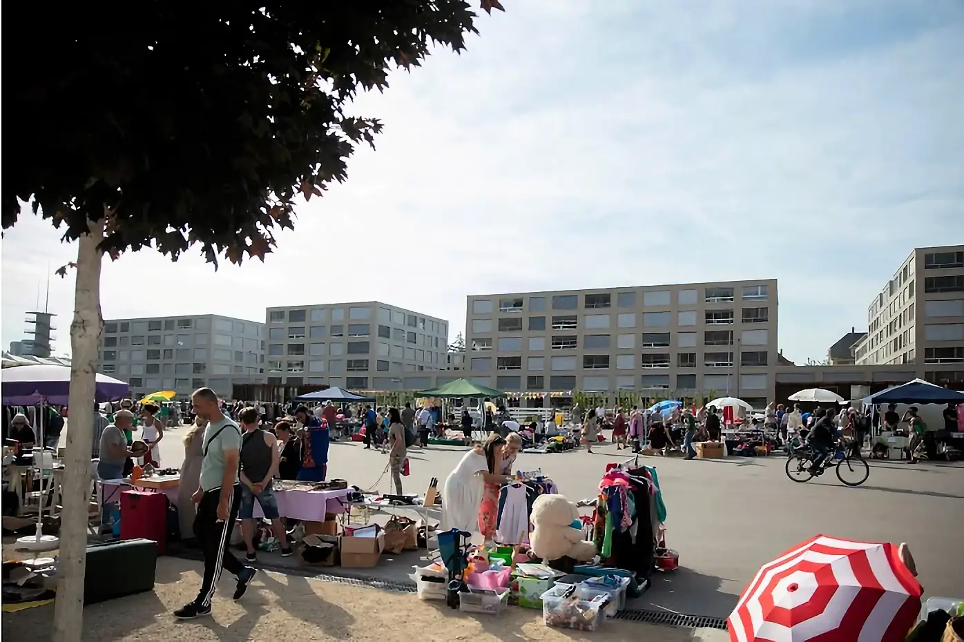 Flohmarkt Biel/Bienne