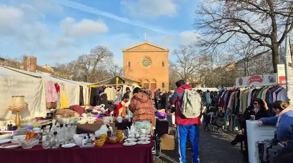 Leo Flohmarkt, Berlin