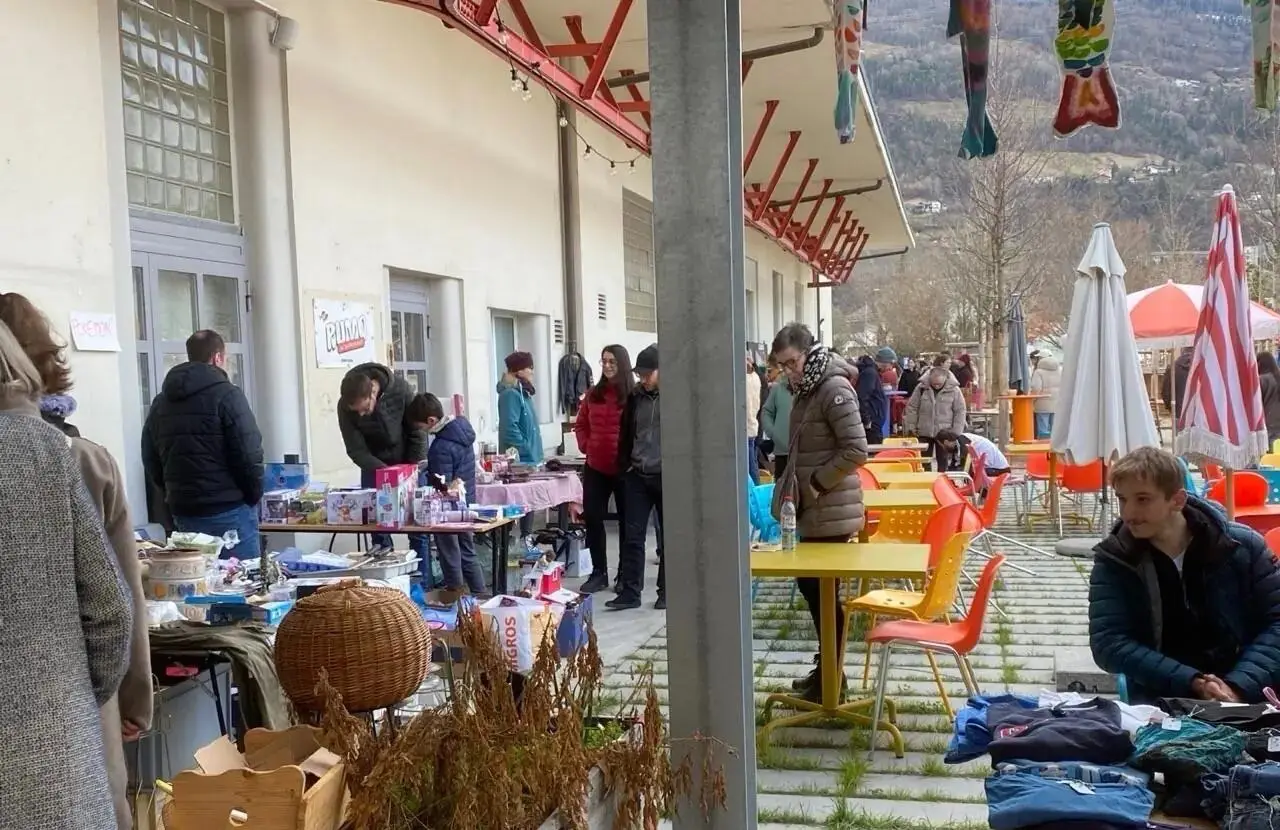 Marché aux puces de Sion (L'Archipel)
