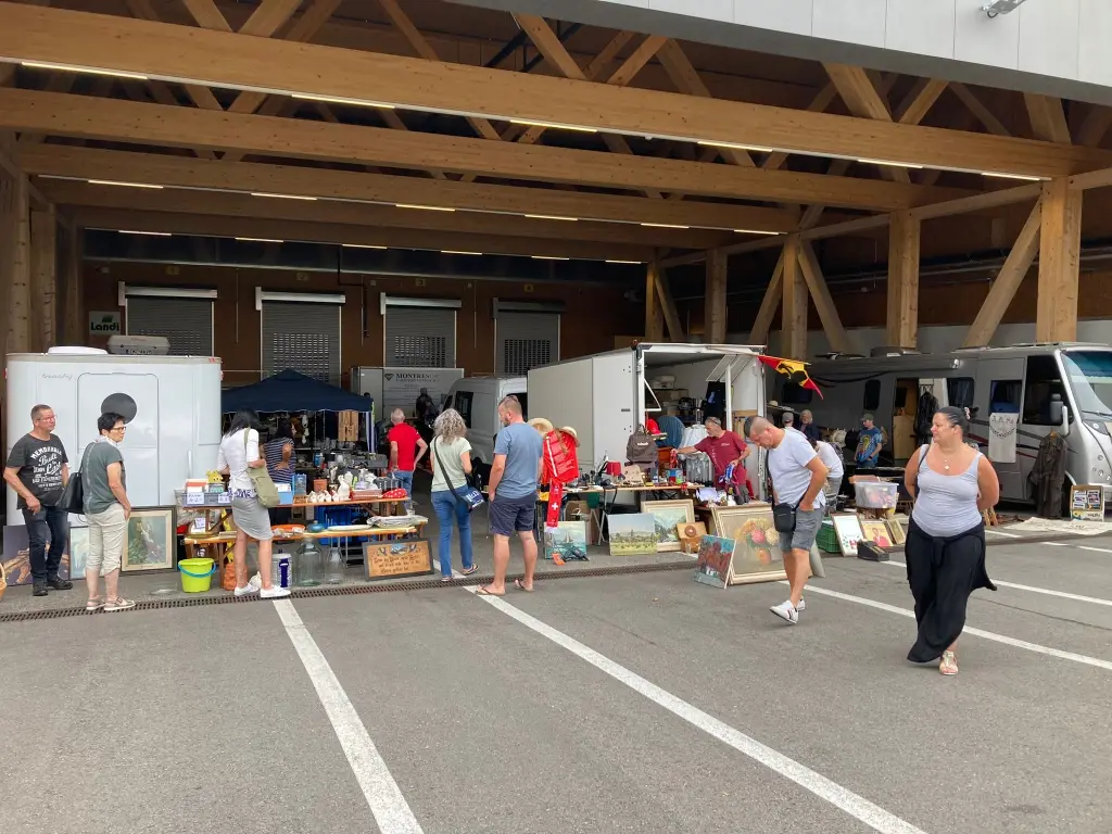 Nostalgie Floh-Markt Lyssach
