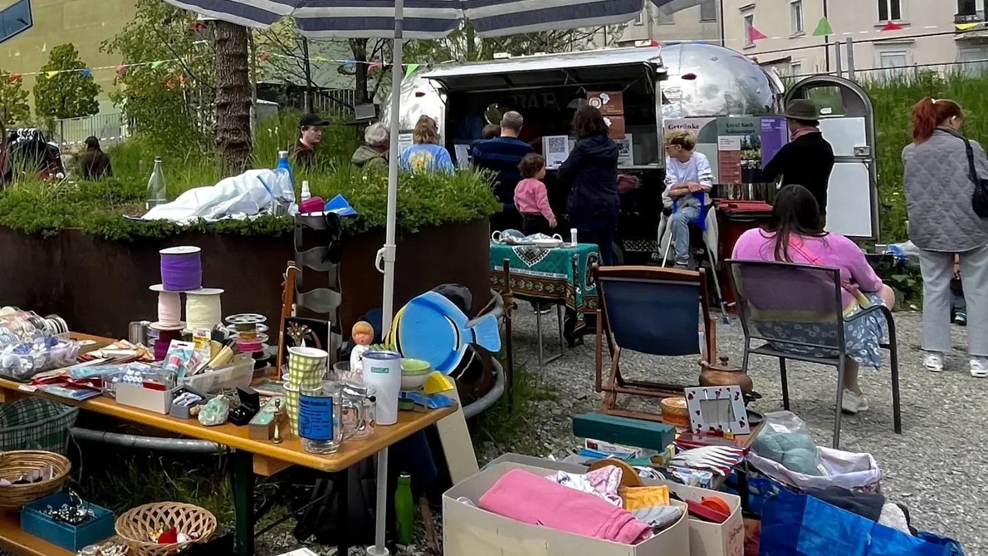 Quartier-Flohmarkt Areal Bach, St. Gallen