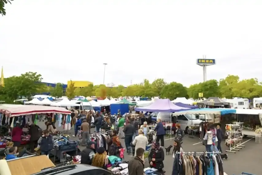 Trödelmarkt am IKEA Köln-Butzweilerhof, Cologne